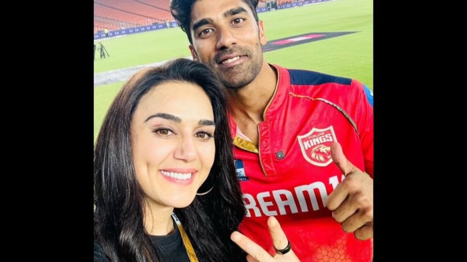 Preity Zinta with Punjan Kings player Shashank Singh Preity Zinta with Punjan Kings player Shashank Singh