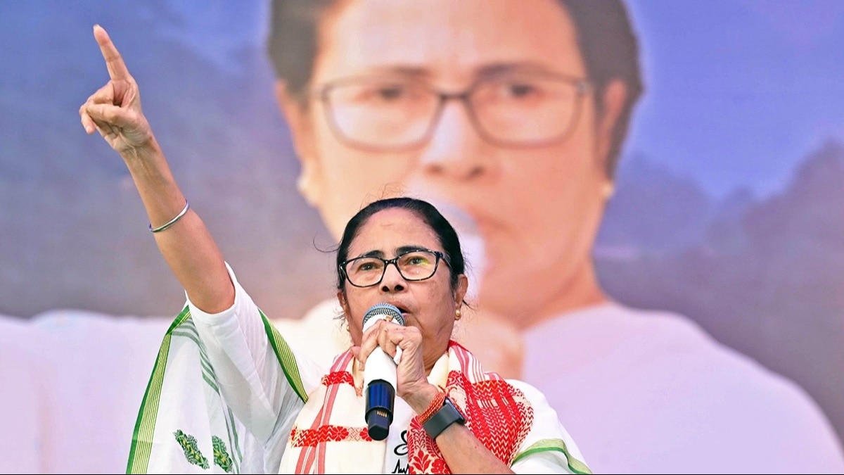 'I formed INDIA alliance, don't cast your vote in favour of Congress...': Mamata Banerjee hits out amid Lok Sabha polls 'I formed INDIA alliance, don't cast your vote in favour of Congress...': Mamata Banerjee hits out amid Lok Sabha polls