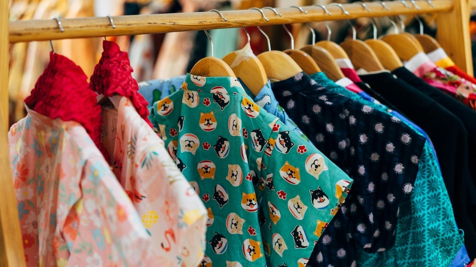 How India shops: Customers still prefer malls, in-person purchases over online shopping How India shops: Customers still prefer malls, in-person purchases over online shopping