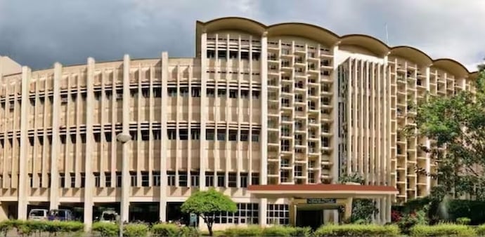 IIT students facing hurdles in placements, salary this season/Representative image of IIT Bombay IIT students facing hurdles in placements, salary this season/Representative image of IIT Bombay