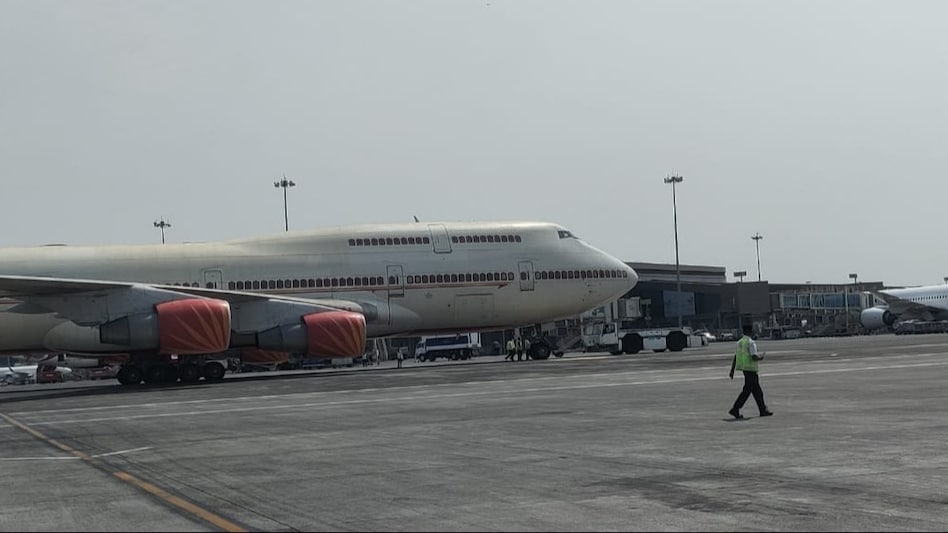 Air India took the first delivery of Boeing 747 on March 22, 1971. The aircraft entered service on May 21 in the same year, with four weekly flights from India to London. Photo: @SisiraKantDash Air India took the first delivery of Boeing 747 on March 22, 1971. The aircraft entered service on May 21 in the same year, with four weekly flights from India to London. Photo: @SisiraKantDash