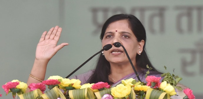 AAP Delhi Lok Sabha Sunita Kejriwal AAP Delhi Lok Sabha Sunita Kejriwal