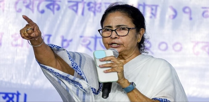 West Bengal Chief Minister Mamata Banerjee West Bengal Chief Minister Mamata Banerjee
