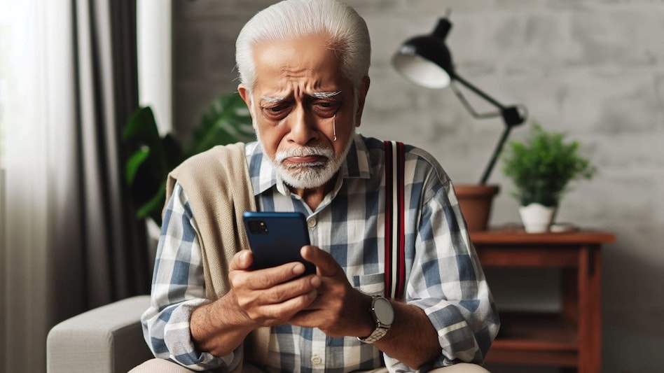 Elderly man tries to call Swiggy call center, loses Rs 3 Lakh in online fraud Elderly man tries to call Swiggy call center, loses Rs 3 Lakh in online fraud