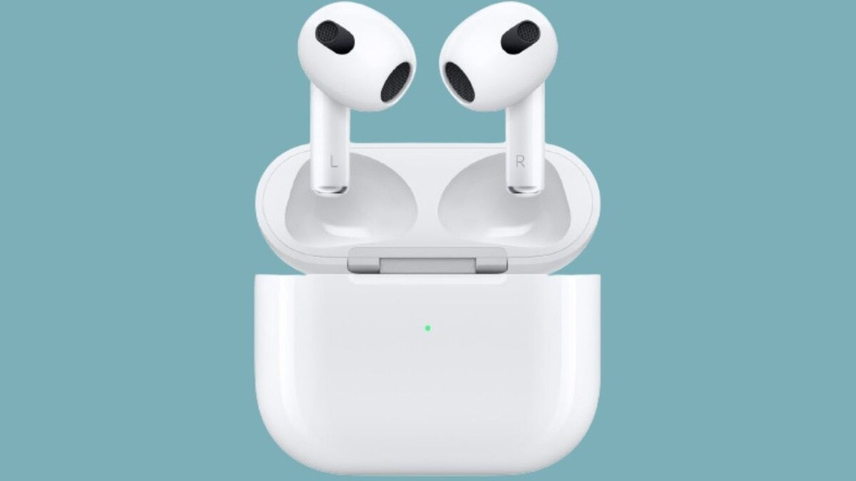 Apple planning to launch cheaper AirPods later this year, report says