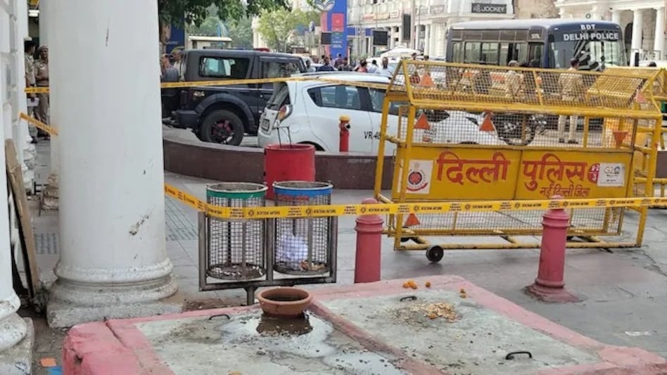 Security agencies were alerted, and a team from the Delhi Police and fire department quickly responded to the situation. Security agencies were alerted, and a team from the Delhi Police and fire department quickly responded to the situation.