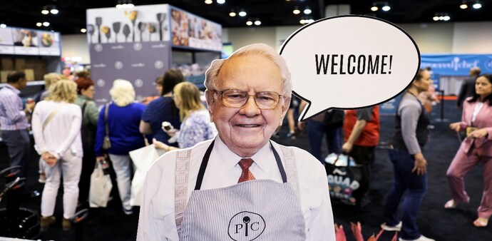 A cutout picture of Berkshire Hathaway Chairman Warren Buffett welcomes shareholders to shop at the Pampered Chef booth at the Berkshire Hathaway Inc annual shareholders' meeting in Omaha, Nebraska, U.S. May 3, 2024. REUTERS/Scott Morgan A cutout picture of Berkshire Hathaway Chairman Warren Buffett welcomes shareholders to shop at the Pampered Chef booth at the Berkshire Hathaway Inc annual shareholders' meeting in Omaha, Nebraska, U.S. May 3, 2024. REUTERS/Scott Morgan