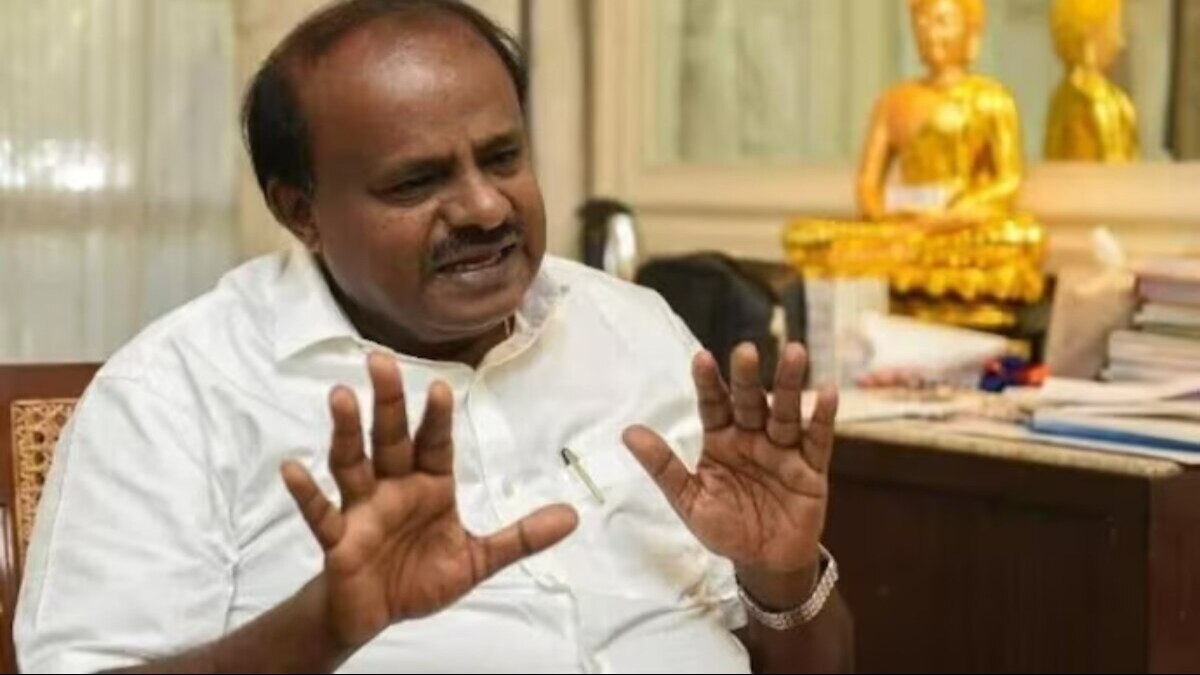 Former Karnataka Chief Minister HD Kumaraswamy Former Karnataka Chief Minister HD Kumaraswamy
