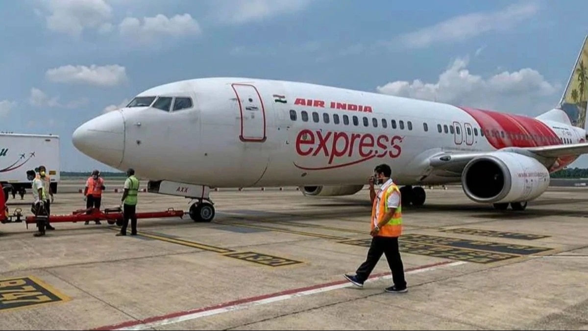 Air India Express cancels 70 flights after several crew members call in for a 'mass sick leave' Air India Express cancels 70 flights after several crew members call in for a 'mass sick leave'