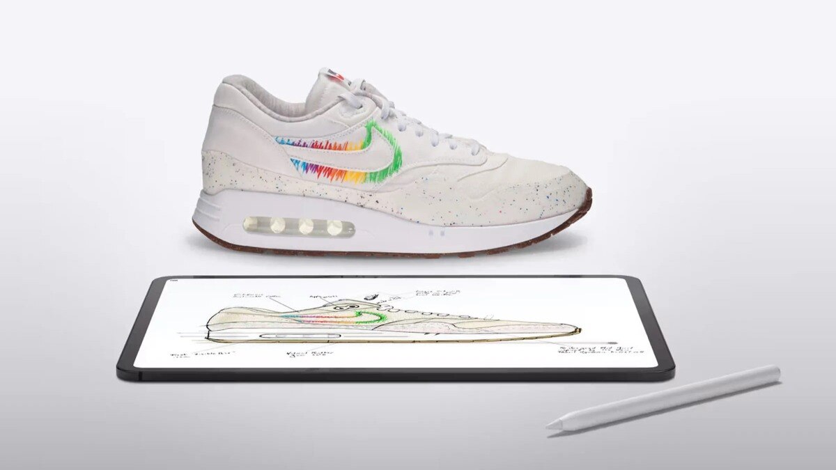 Nike Air Max 1 ’86 worn by Tim Cook Nike Air Max 1 ’86 worn by Tim Cook