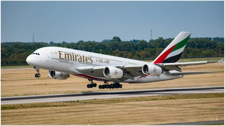 Emirates Group has announced a 20-week bonus for its employees following an exceptionally strong financial performance for the fiscal year. Emirates Group has announced a 20-week bonus for its employees following an exceptionally strong financial performance for the fiscal year.