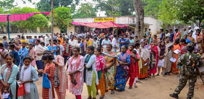 Lok Sabha Elections 2024: 62.31% voter turnout recorded till 5 pm Lok Sabha Elections 2024: 62.31% voter turnout recorded till 5 pm