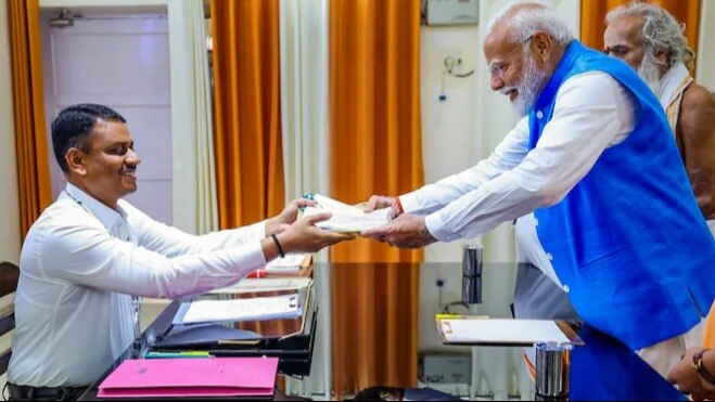 Lok Sabha elections 2024: PM Modi reveals mobile number, email ID in election affidavit (Photo: PTI) Lok Sabha elections 2024: PM Modi reveals mobile number, email ID in election affidavit (Photo: PTI)