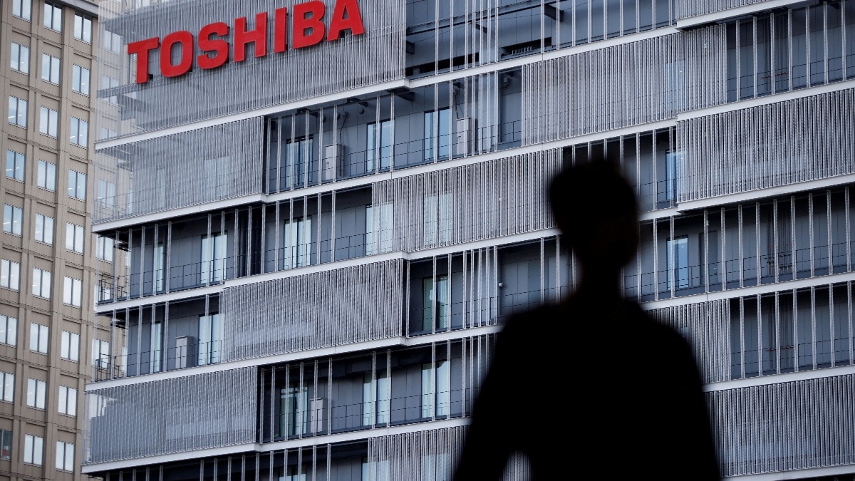 Toshiba to cut 4,000 jobs in restructuring drive Toshiba to cut 4,000 jobs in restructuring drive