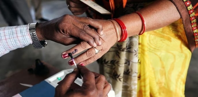 Voting will take place in Uttar Pradesh, Maharashtra, Bihar, West Bengal, Jharkhand, Odisha, Jammu and Kashmir, and Ladakh in this phase. Voting will take place in Uttar Pradesh, Maharashtra, Bihar, West Bengal, Jharkhand, Odisha, Jammu and Kashmir, and Ladakh in this phase.