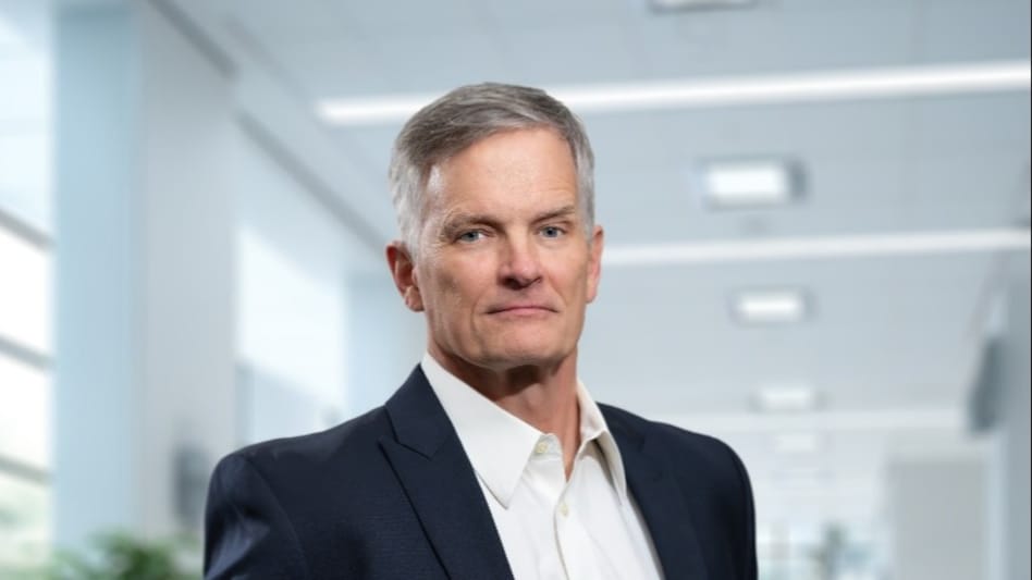 Sikich receives a minority growth investment of $250 million from Bain Capital Sikich receives a minority growth investment of $250 million from Bain Capital