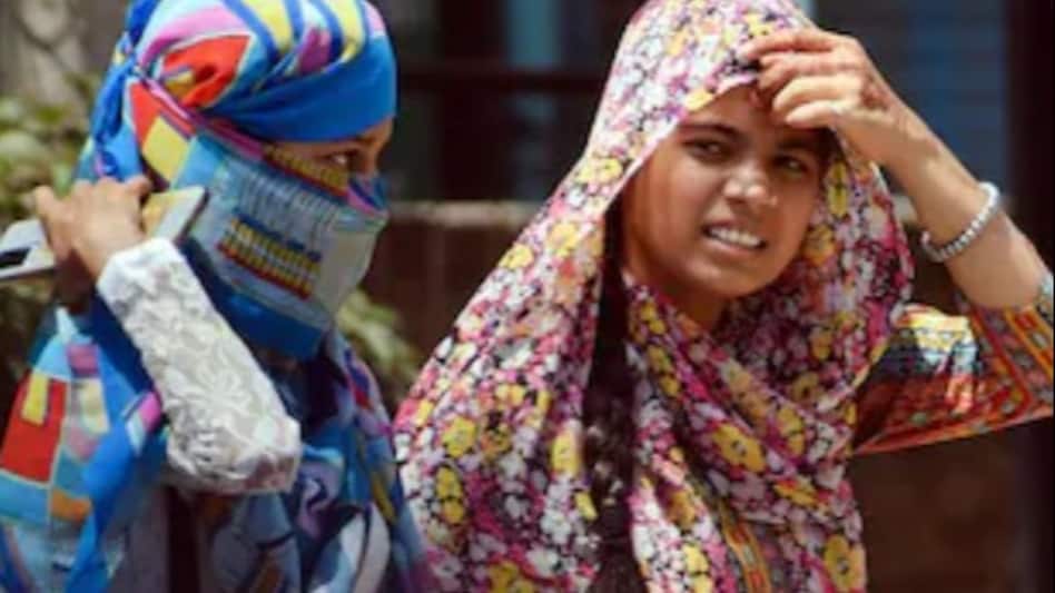 The power demand can be attributed to weather conditions that lead residents to use more air conditioning and cooling appliances. The power demand can be attributed to weather conditions that lead residents to use more air conditioning and cooling appliances.