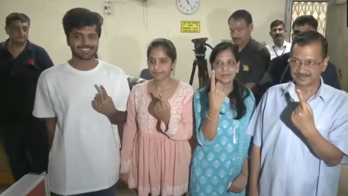 CM Arvind Kejriwal said that he has voted against 'dictatorship, inflation and unemployment.' CM Arvind Kejriwal said that he has voted against 'dictatorship, inflation and unemployment.'