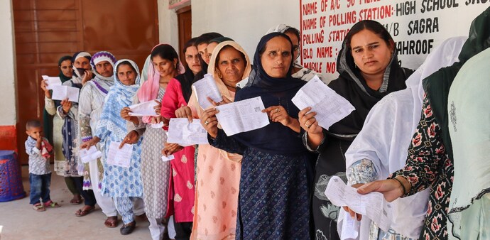 Poonch: People wait in a queue at a polling station during sixth phase of Lok sabha elections near Line of Control (LoC), in Poonch, Saturday, May 25, 2024. (PTI Photo) Poonch: People wait in a queue at a polling station during sixth phase of Lok sabha elections near Line of Control (LoC), in Poonch, Saturday, May 25, 2024. (PTI Photo)