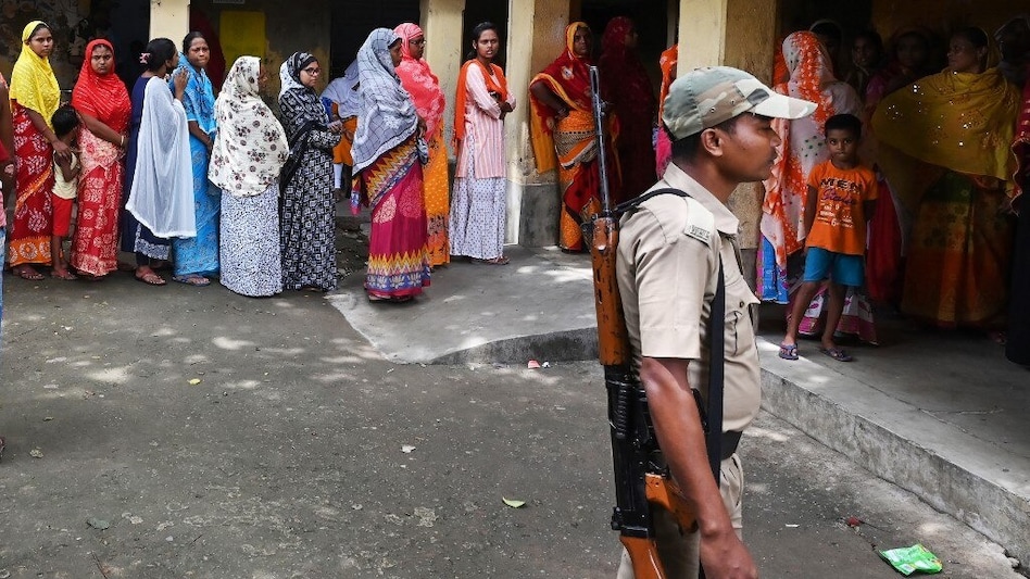 The seventh and final phase of polling for 9 Lok Sabha seats will be held on June 1. The seventh and final phase of polling for 9 Lok Sabha seats will be held on June 1.