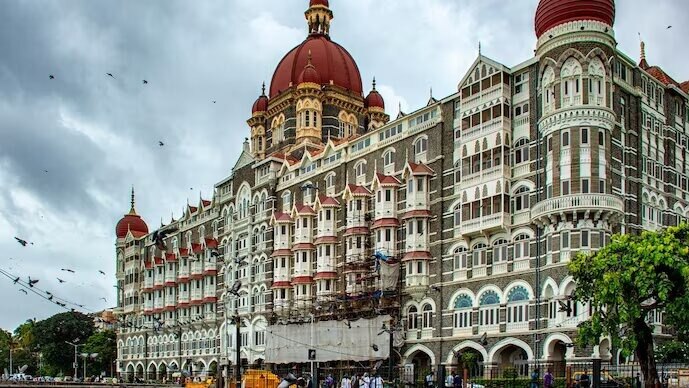 Mumbai: Bomb threat puts Taj Hotel and Airport on high alert