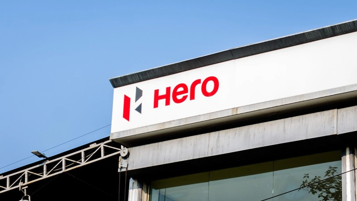 Hero Fincorp is eyeing its primary stake sale which includes a fresh share component of Rs 4,000 and size of OFS is not disclosed yet. Hero Fincorp is eyeing its primary stake sale which includes a fresh share component of Rs 4,000 and size of OFS is not disclosed yet.