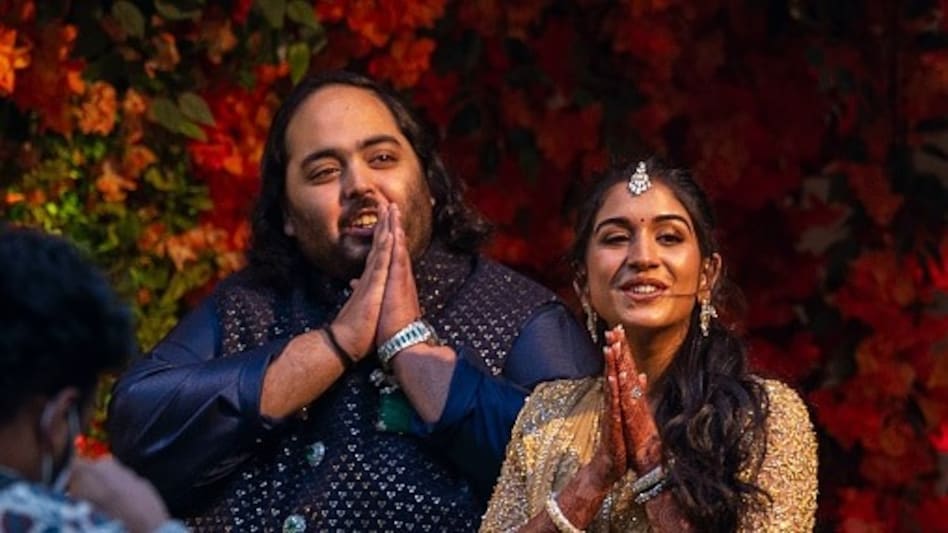 Their wedding will be performed in accordance with Hindu Vedic traditions. Their wedding will be performed in accordance with Hindu Vedic traditions.