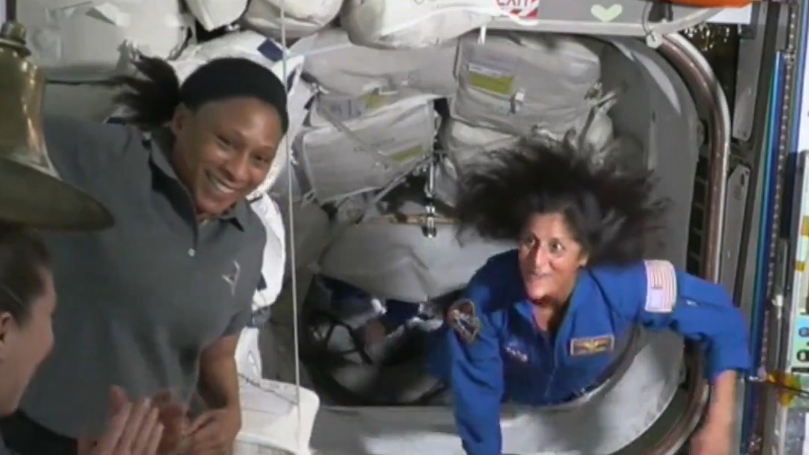 Indian-origin astronaut Sunita Williams reaches international space station, celebrates with a dance Indian-origin astronaut Sunita Williams reaches international space station, celebrates with a dance