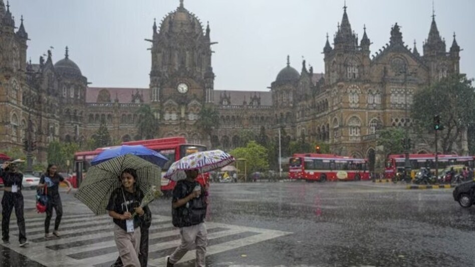 The Dadar and Kandiwali areas of Mumbai received around 4 millimetres of rainfall The Dadar and Kandiwali areas of Mumbai received around 4 millimetres of rainfall