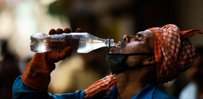 In Uttar Pradesh, some regions will experience heatwave to severe heatwave conditions from June 8-11. (Photo: PTI) In Uttar Pradesh, some regions will experience heatwave to severe heatwave conditions from June 8-11. (Photo: PTI)