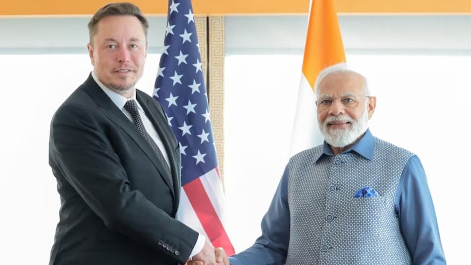 Prime Minister Narendra Modi shakes hand with Tesla Chief Executive Elon Musk during their meeting in New York City in June 2023. (Photo: Reuters) Prime Minister Narendra Modi shakes hand with Tesla Chief Executive Elon Musk during their meeting in New York City in June 2023. (Photo: Reuters)