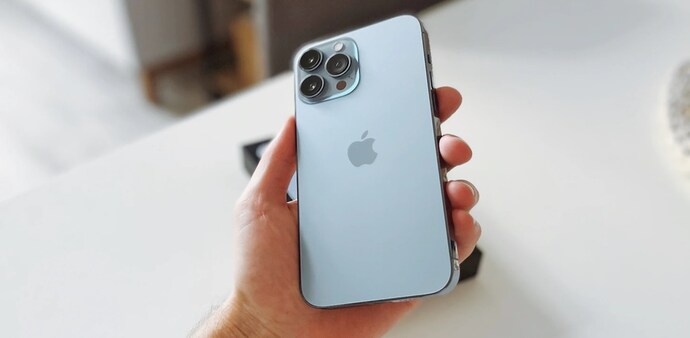 Apple removed several AI apps from its store. Apple removed several AI apps from its store.
