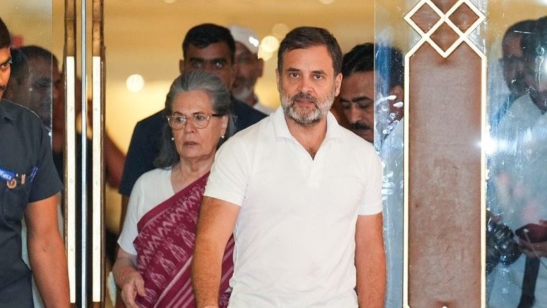 Congress Working Committee passes resolution to make Rahul Gandhi, the Leader of Opposition in Lok Sabha