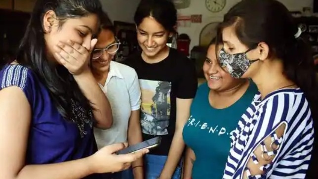 JEE-Advanced results: Ved Lahoti from Delhi zone tops, Dwija D Patel is female topper JEE-Advanced results: Ved Lahoti from Delhi zone tops, Dwija D Patel is female topper