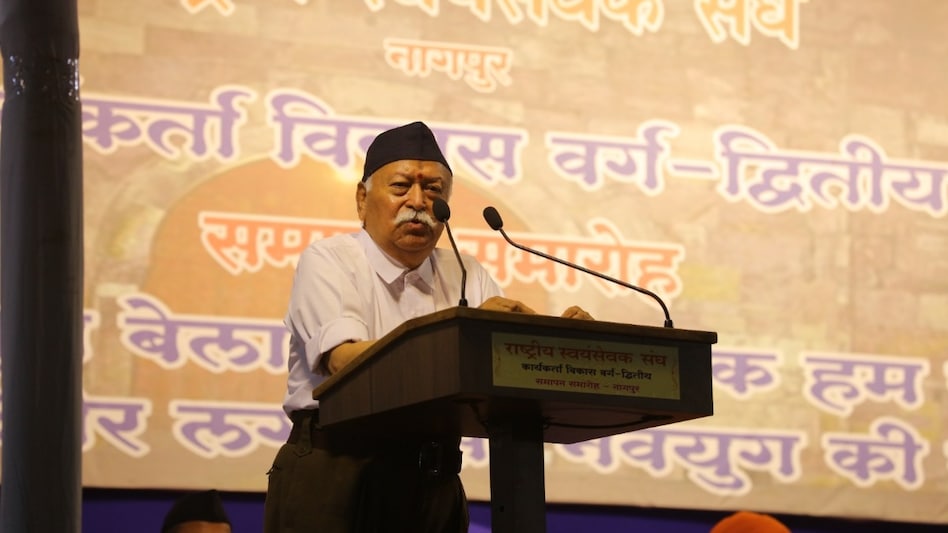 Bhagwat also shed light on the lack of dignity during the elections and use of modern technology used to propagate falsehood. Bhagwat also shed light on the lack of dignity during the elections and use of modern technology used to propagate falsehood.