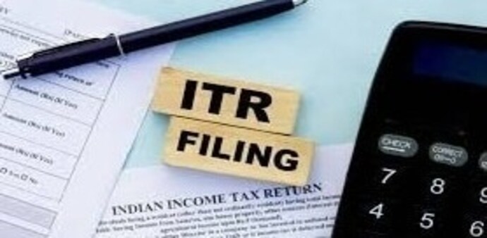 If you worked for multiple employers during the year, each employer will issue a Form 16 for the period you were employed with them. If you worked for multiple employers during the year, each employer will issue a Form 16 for the period you were employed with them.