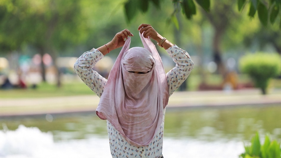 Some respite in sight as heatwave conditions predicted to abate after a day (PC: PTI) Some respite in sight as heatwave conditions predicted to abate after a day (PC: PTI)