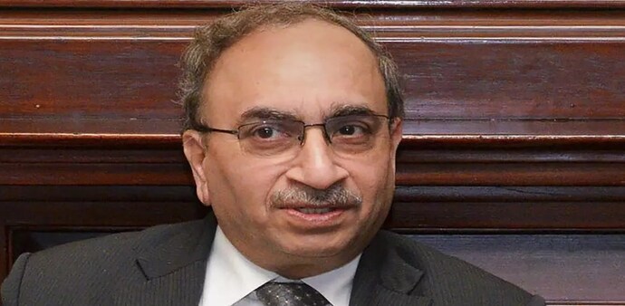 Budget 2024 expectation: SBI Chairman proposes tax relief on interest earnings as incentive for depositors Budget 2024 expectation: SBI Chairman proposes tax relief on interest earnings as incentive for depositors