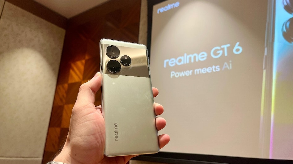 Realme GT 6 Realme GT 6