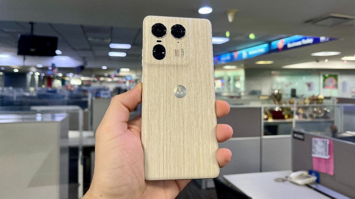 Motorola Edge 50 Ultra review: Wood you believe it's not a flagship killer?  - BusinessToday