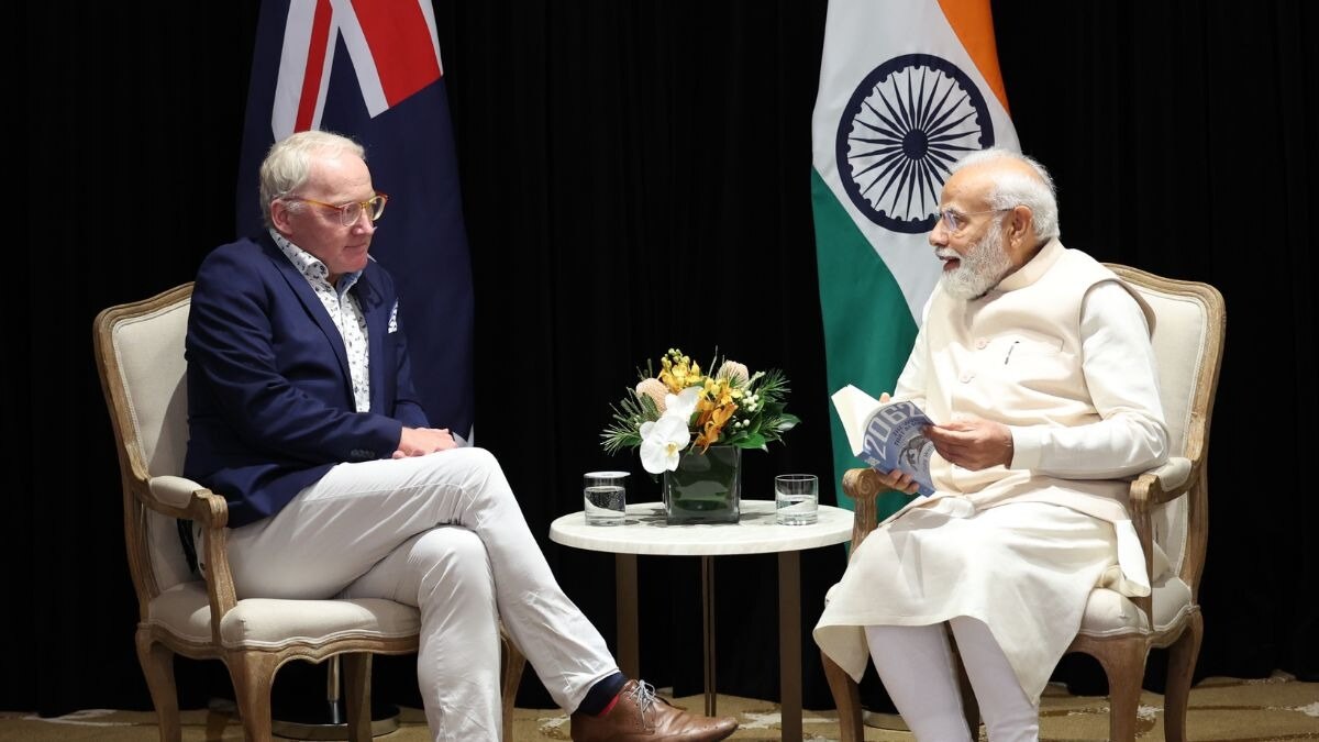 PM Modi with AI expert Toby Walsh in Australia in May 2023 PM Modi with AI expert Toby Walsh in Australia in May 2023