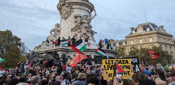 France on a verge of Civil War due to religious divide amid mass immigration, says President Emmanuel Macron France on a verge of Civil War due to religious divide amid mass immigration, says President Emmanuel Macron
