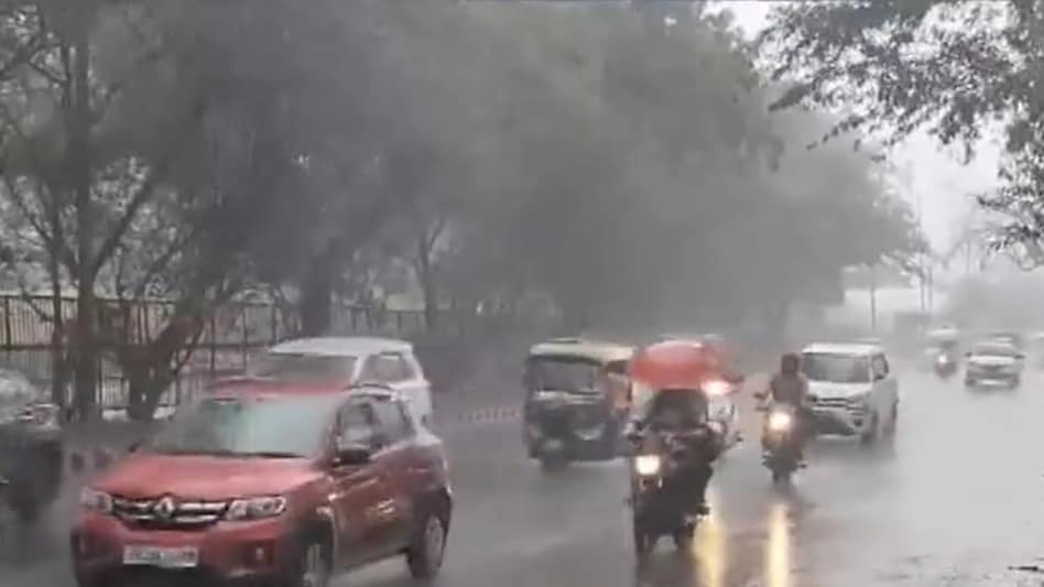 IMD has issued a yellow alert for light showers for the next five days, except for June 30, when the warning has been upgraded to an orange alert. IMD has issued a yellow alert for light showers for the next five days, except for June 30, when the warning has been upgraded to an orange alert.
