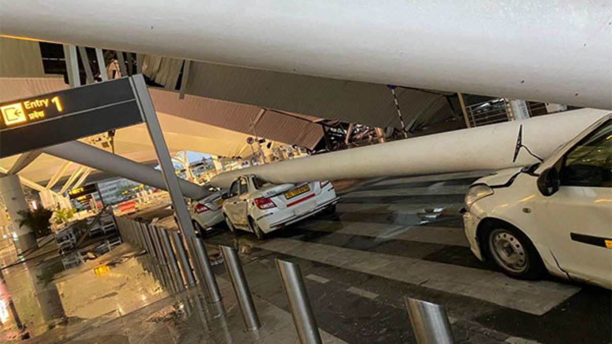 IndiGo, SpiceJet cancel flights from T1 of Delhi airport after roof collapses IndiGo, SpiceJet cancel flights from T1 of Delhi airport after roof collapses