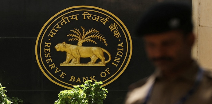 RBI Financial Stability Report: NBFCs were the largest net borrowers of funds from the financial system (PC: Reuters) RBI Financial Stability Report: NBFCs were the largest net borrowers of funds from the financial system (PC: Reuters)