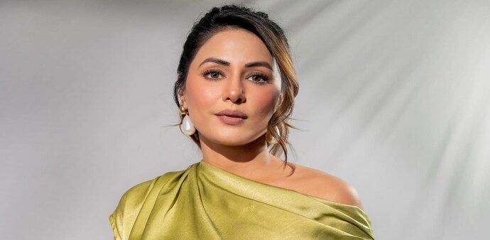 Hina Khan diagnosed with stage 3 breast cancer. Hina Khan diagnosed with stage 3 breast cancer.