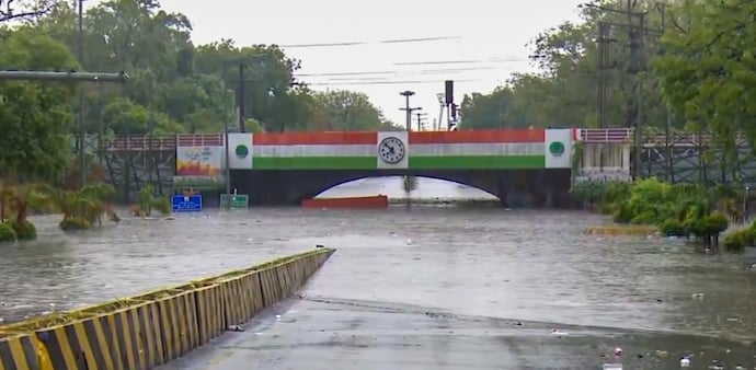 Delhi rains: Chaos ensues after heavy monsoon shower (PC: PTI) Delhi rains: Chaos ensues after heavy monsoon shower (PC: PTI)