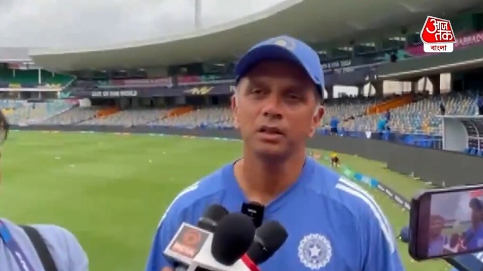 Rahul Dravid jokes about job search after World Cup win, asks, 'Do you have any offers?' Rahul Dravid jokes about job search after World Cup win, asks, 'Do you have any offers?'