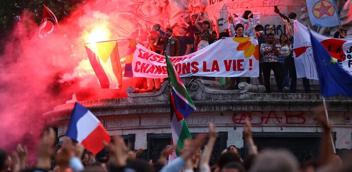 'Paris is burning': France fears civil war as left wing sparks riots amid defeat in first round of elections 'Paris is burning': France fears civil war as left wing sparks riots amid defeat in first round of elections