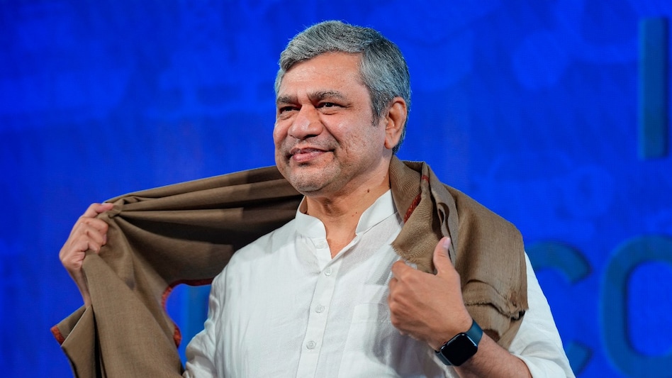 Union Railway Minister Ashwini Vaishnaw Union Railway Minister Ashwini Vaishnaw